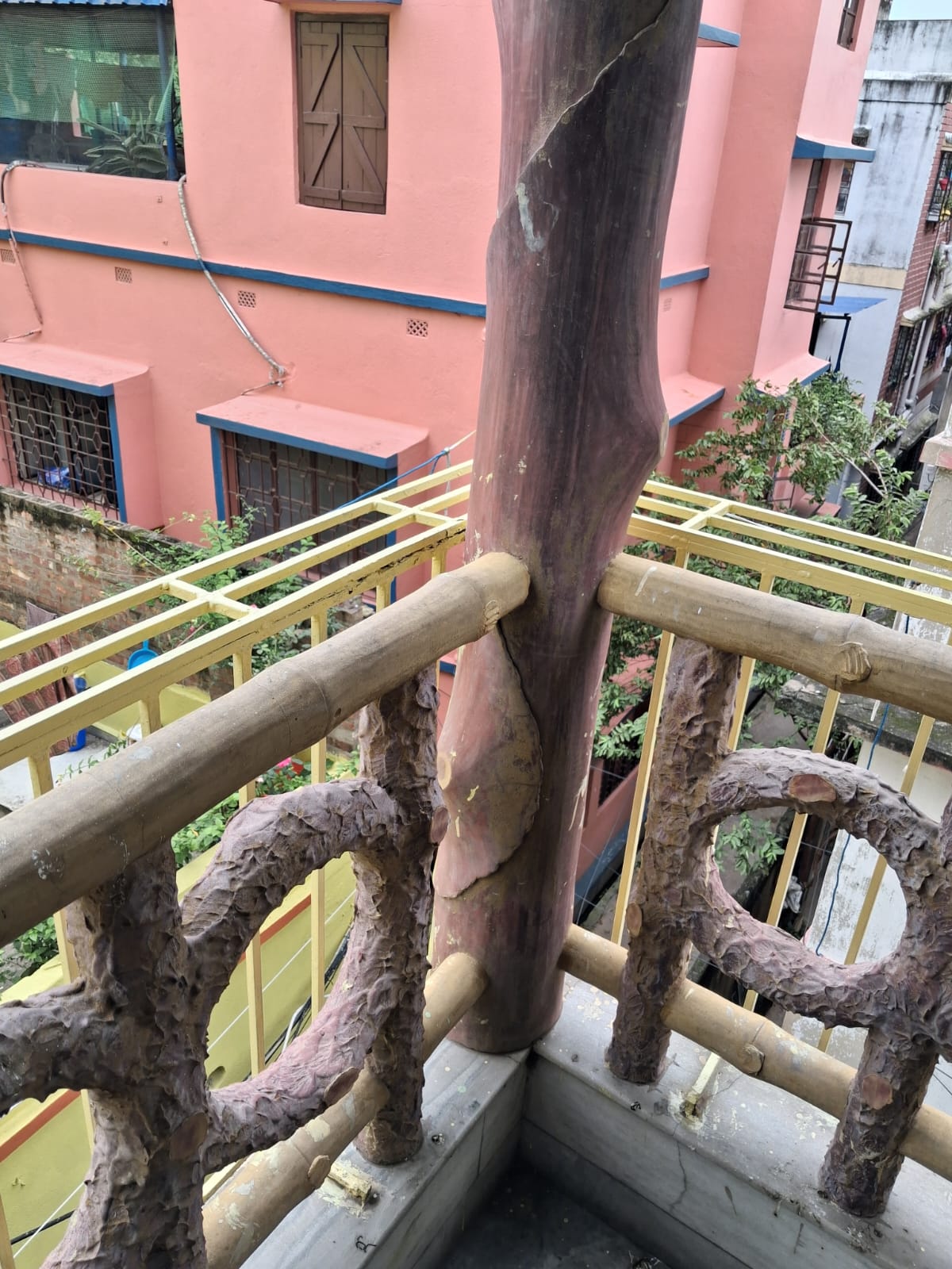 2 BHK Semi Furnished Flat at Dunlop Kolkata